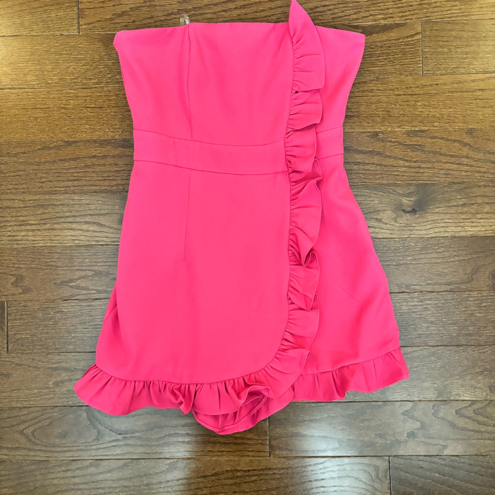 DO+BE Hot pink Ruffle Romper Size: Small